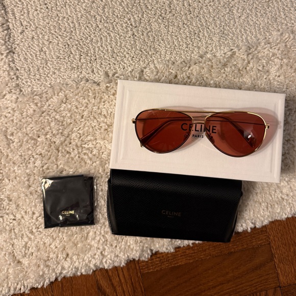 Celine Aviator Sunglasses NEW without tags (red/purple lens with shimmer) - Picture 1 of 4